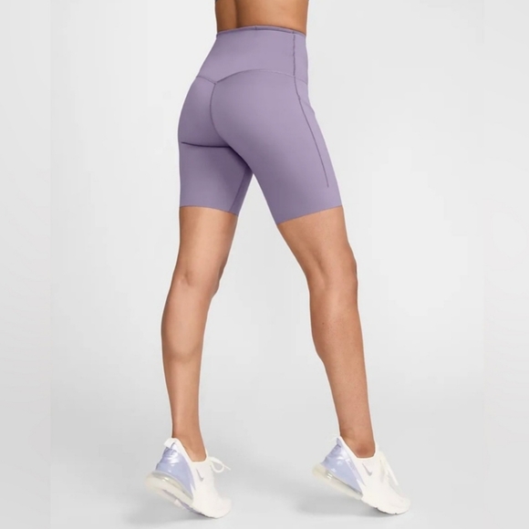 Women’s Nike Go Firm Support High Rise 8” Length Biker Shorts w Pockets Size L - Picture 2 of 9